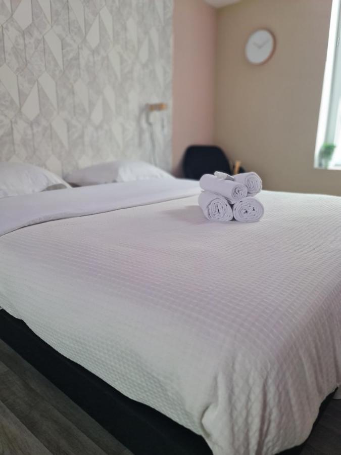 Ng Suitehome - Lille I Roubaix Centre I 121 - Pastel - Netflix - Wifi Luaran gambar